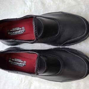 Skechers Woman's Black Shoes, Slip Resistant, Size 10.